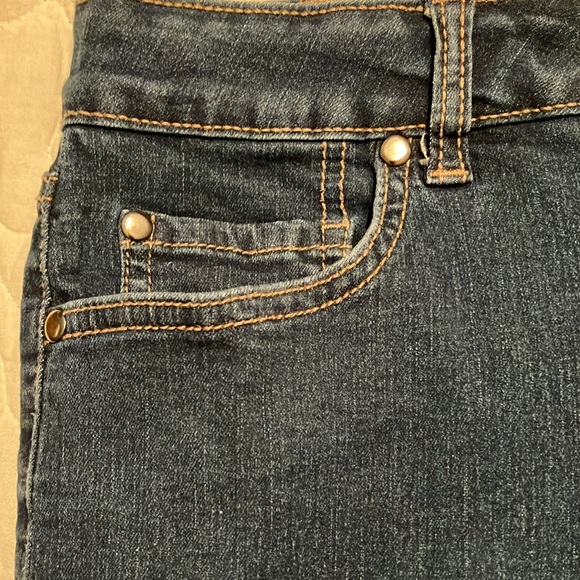 Kim Roger’s brand shorts - Picture 3 of 7